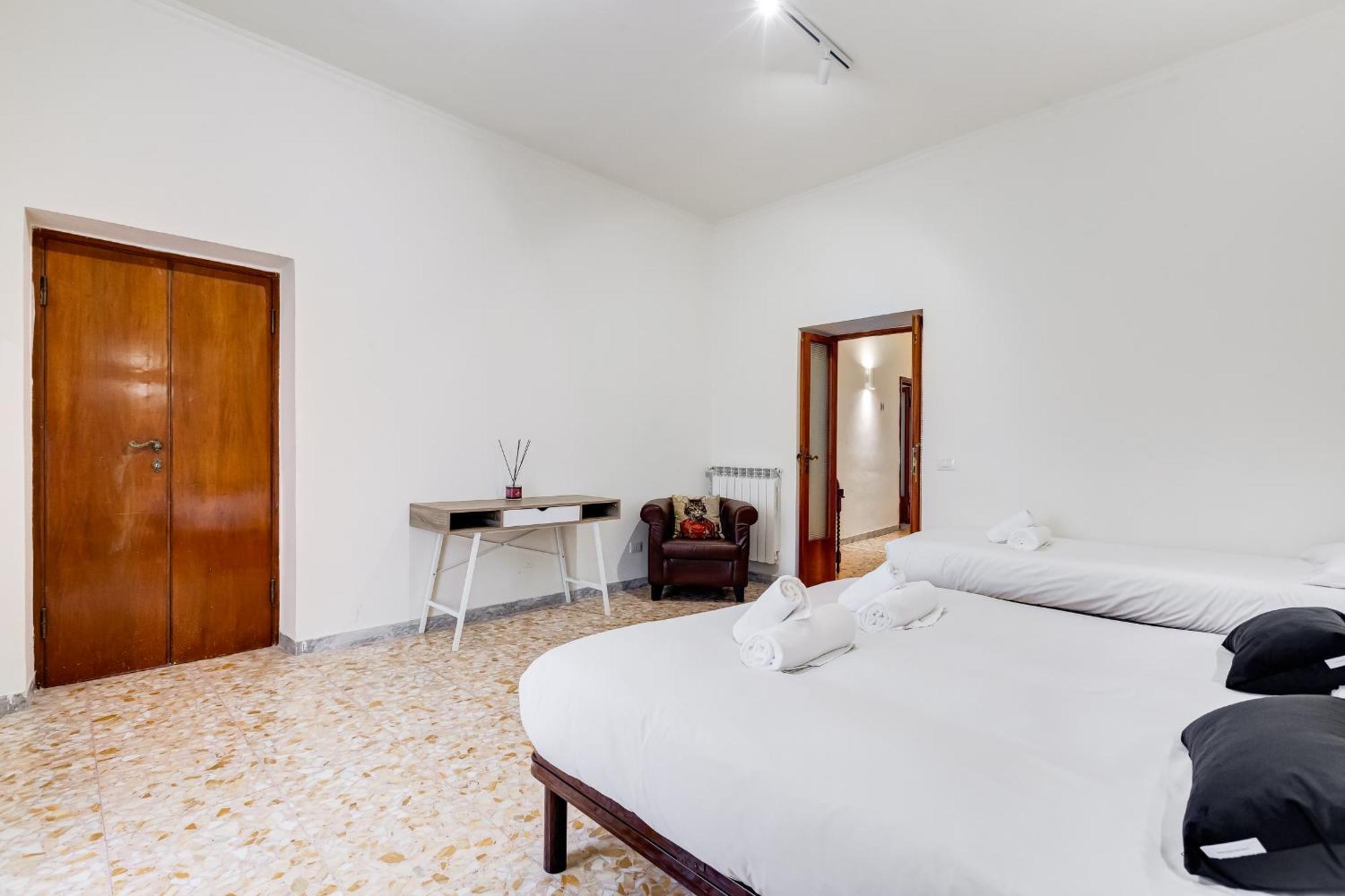 Vivilo Collection - San Vito View Apartment - 3 Bdr 2 Baths Ρώμη Εξωτερικό φωτογραφία