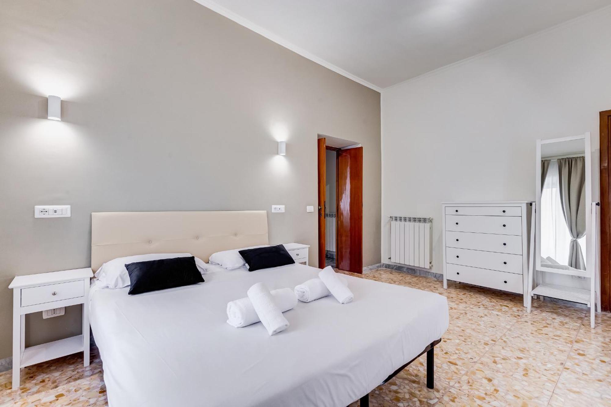 Vivilo Collection - San Vito View Apartment - 3 Bdr 2 Baths Ρώμη Εξωτερικό φωτογραφία