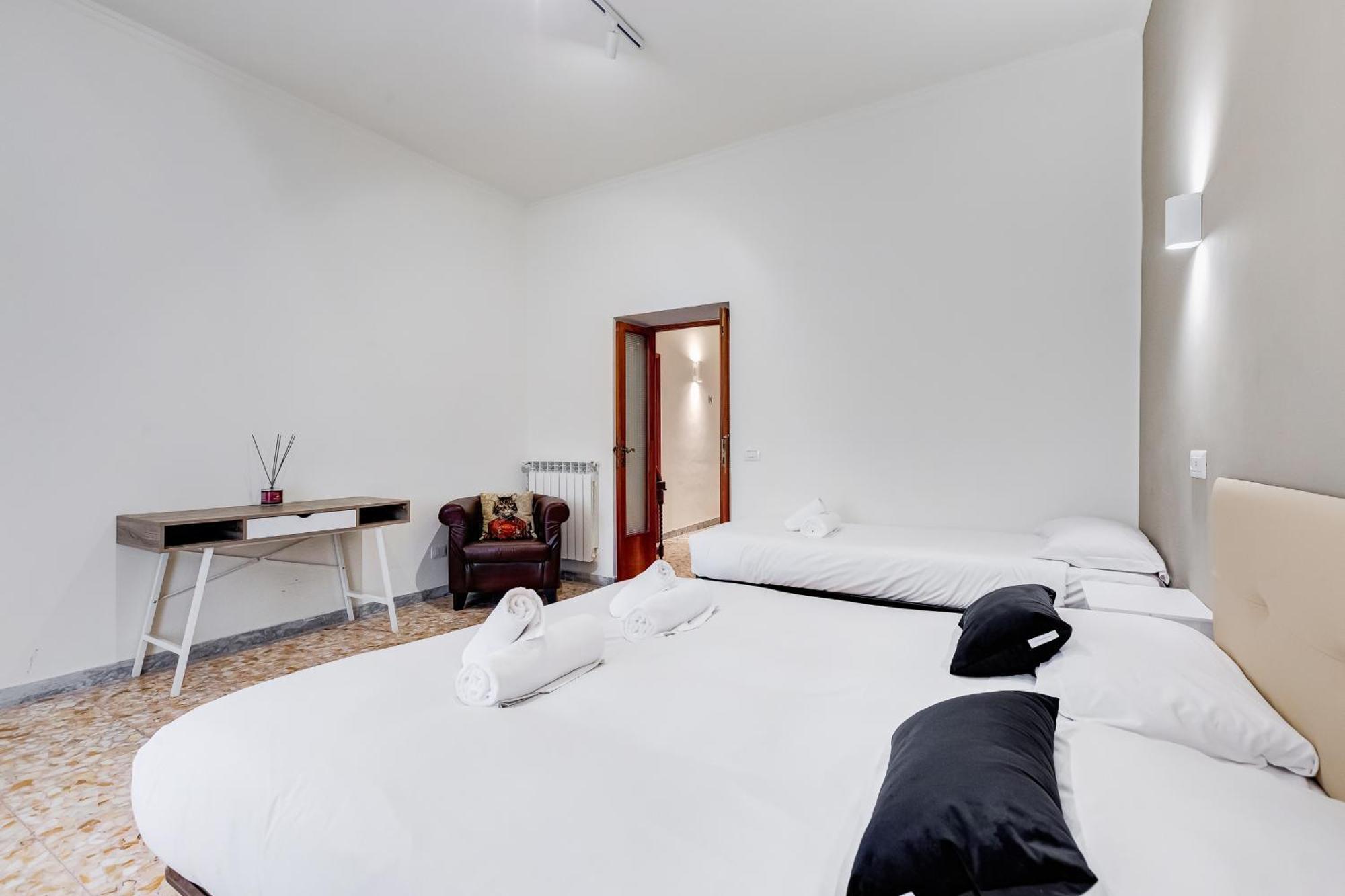 Vivilo Collection - San Vito View Apartment - 3 Bdr 2 Baths Ρώμη Εξωτερικό φωτογραφία